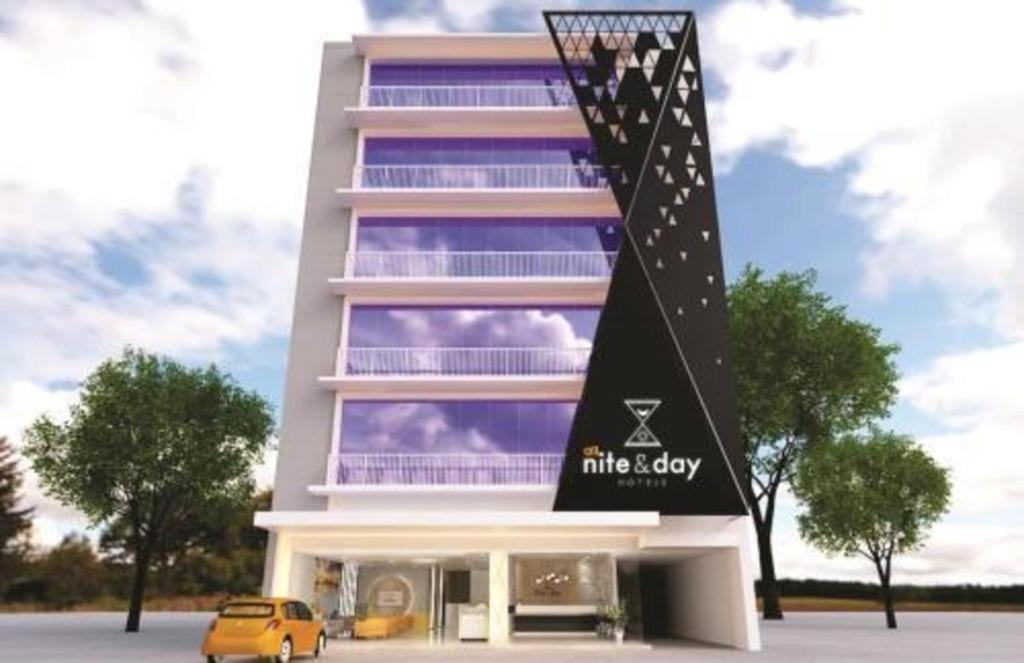 Collection O 1279 Hotel Grand Celino Makassar Exterior photo