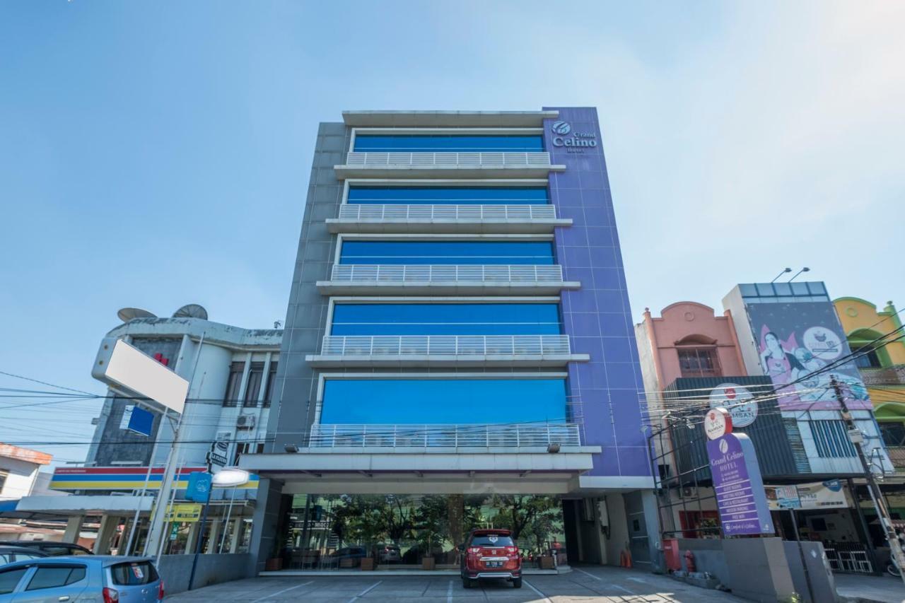 Collection O 1279 Hotel Grand Celino Makassar Exterior photo